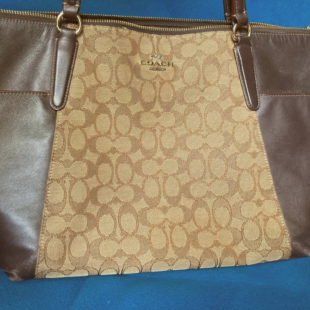 Authentic Coach Purse